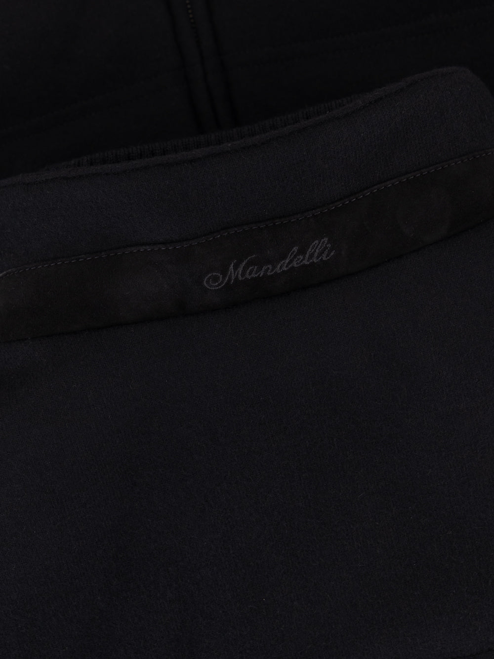 Замшевый жилет на молнии Salvia – Nebbia Chiara