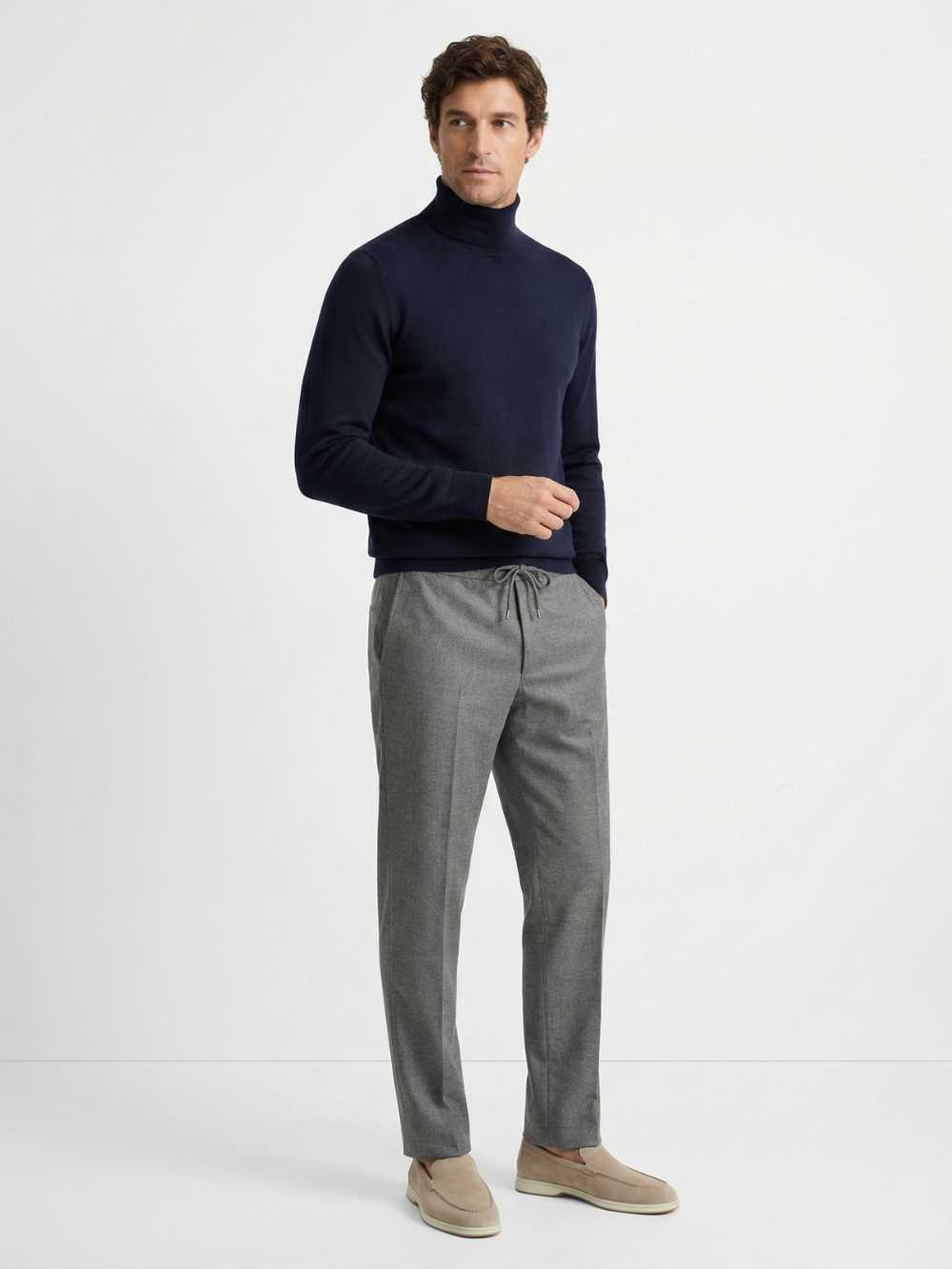 Turtleneck Sweater in Pure Wool – Navy blue